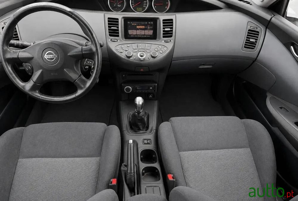 2004' Nissan Primera photo #6