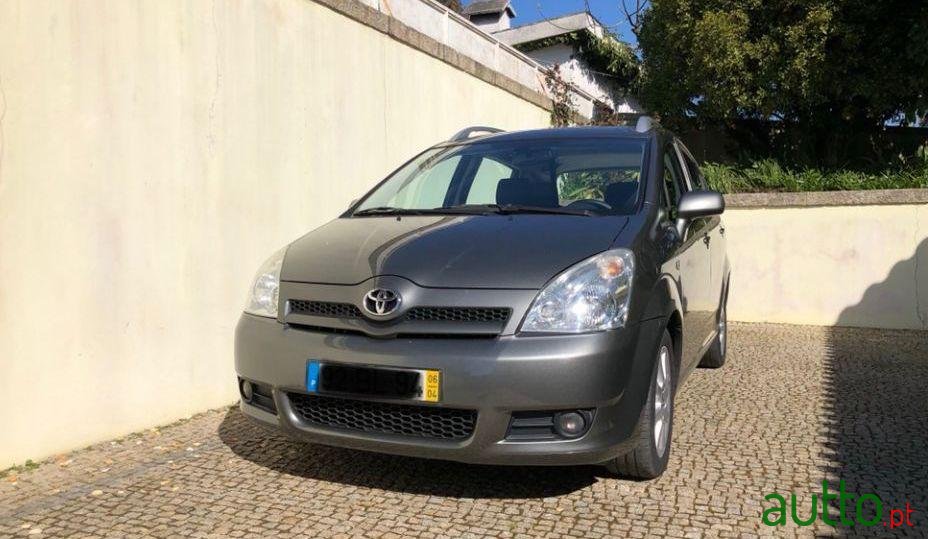 2006' Toyota Verso photo #1