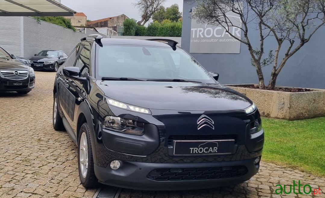 2017' Citroen C4 Cactus photo #2