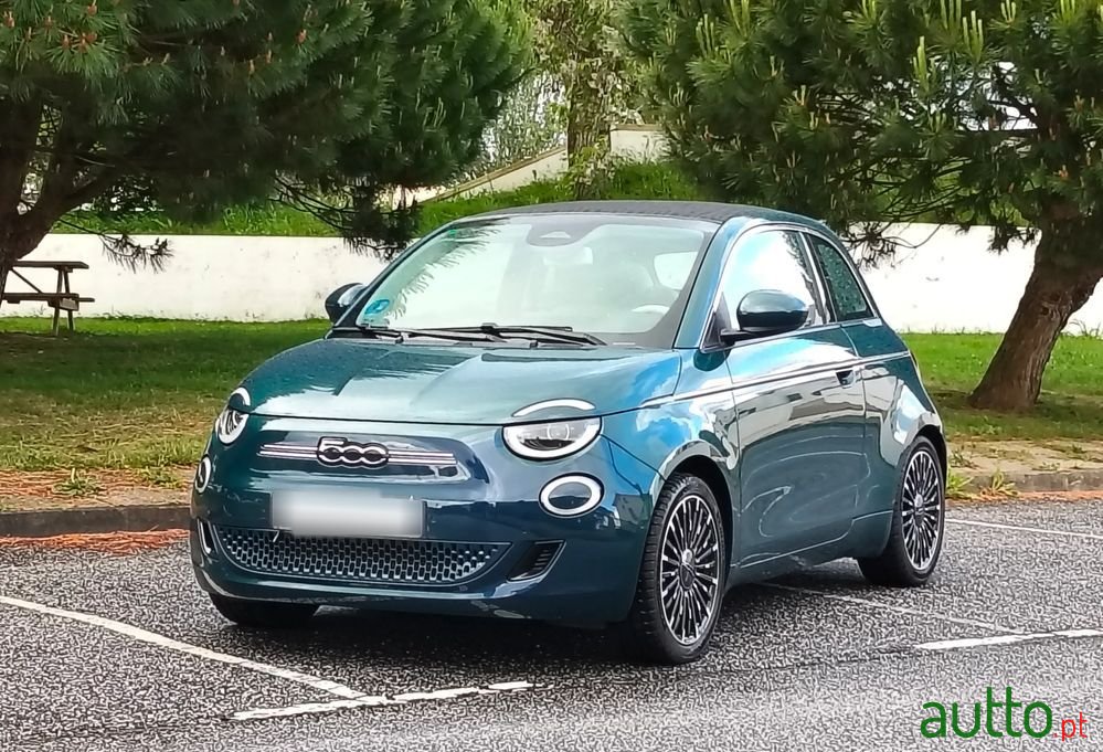 2021' Fiat 500E C La Prima photo #1