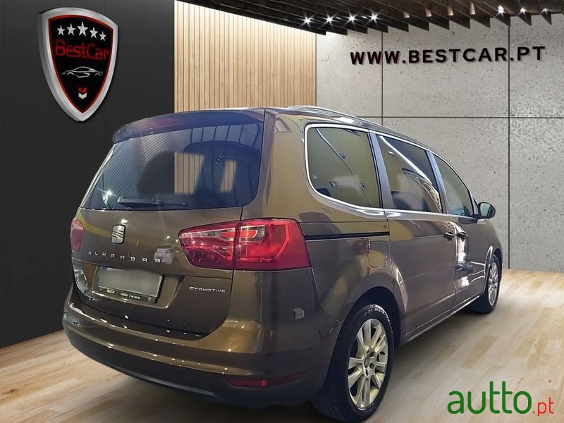 2011' SEAT Alhambra photo #3