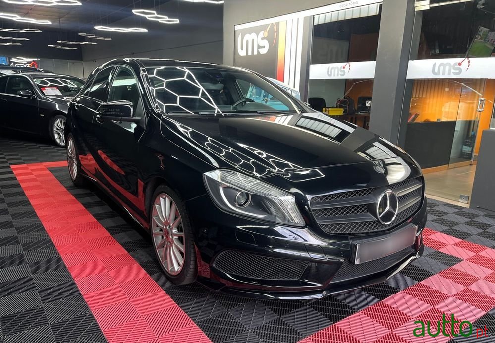 2013' Mercedes-Benz Classe A photo #1