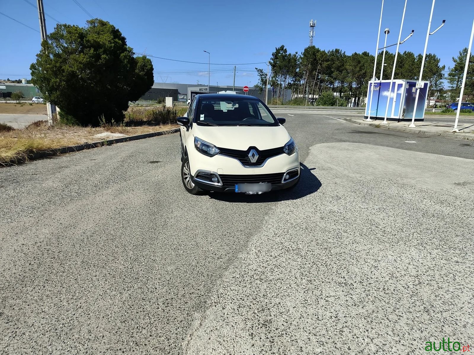 2016' Renault Captur photo #1