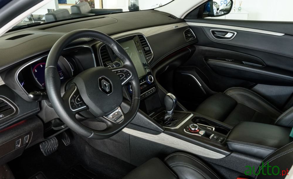 2016' Renault Talisman Sport Tourer photo #6