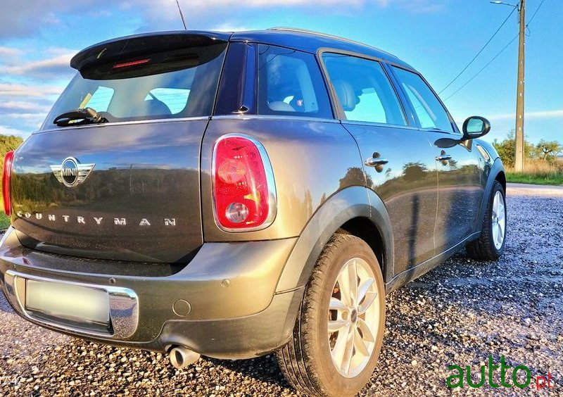 2013' MINI Countryman Cooper D photo #4