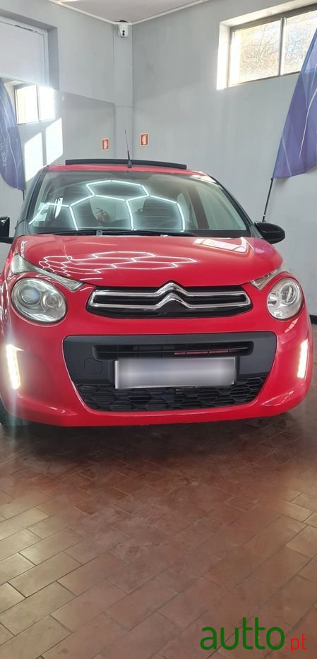2014' Citroen C1 Airscape Vti Shine photo #1