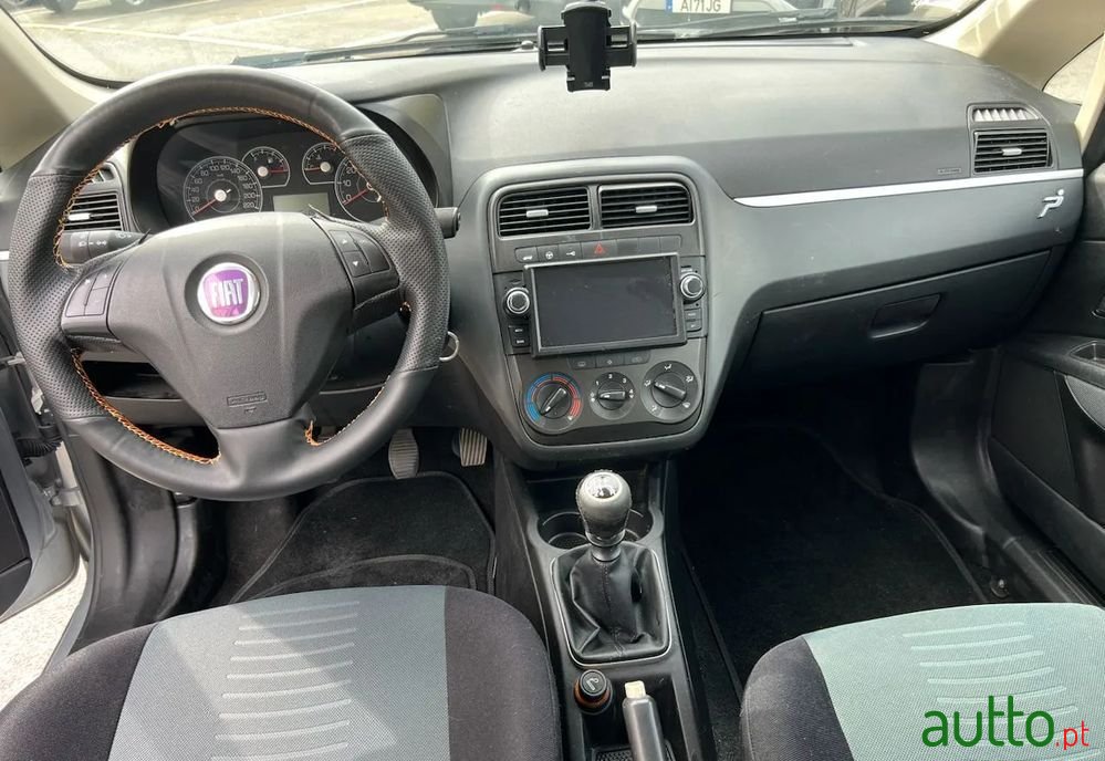 2008' Fiat Punto photo #4