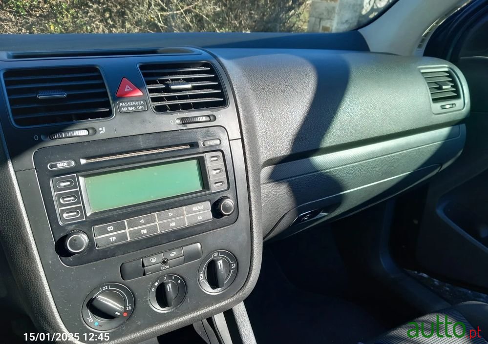 2005' Volkswagen Golf 1.4 Fsi Confortline photo #5
