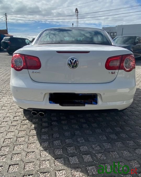 2009' Volkswagen Eos photo #5