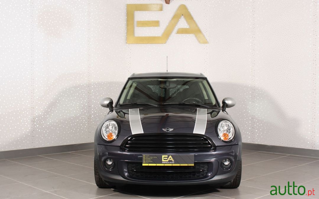 2013' MINI Clubman photo #2