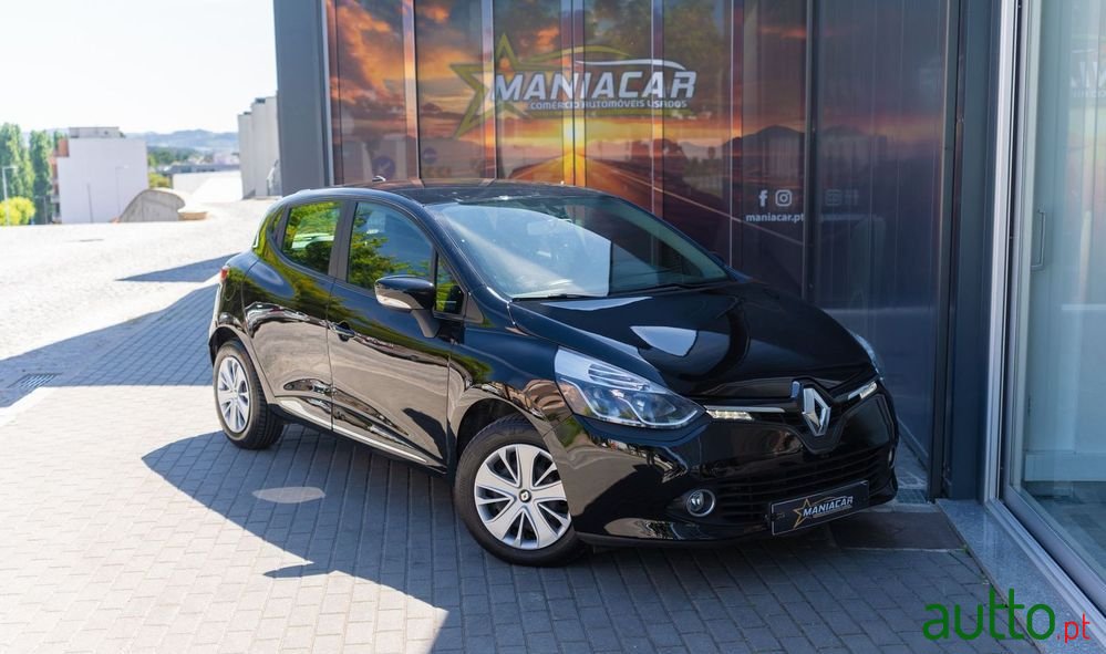 2013' Renault Clio 1.2 16V 75 Gps photo #1