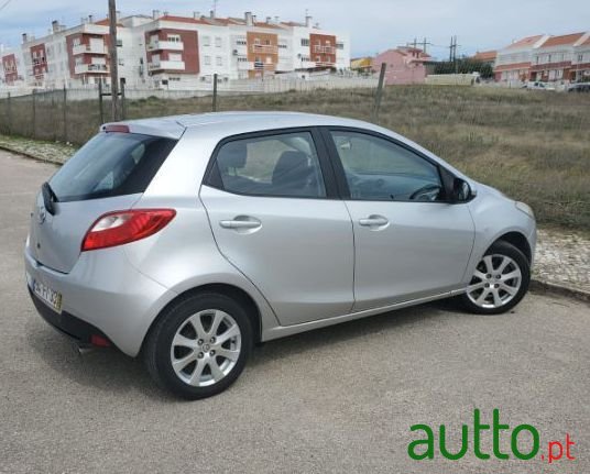 2008' Mazda 2 photo #4