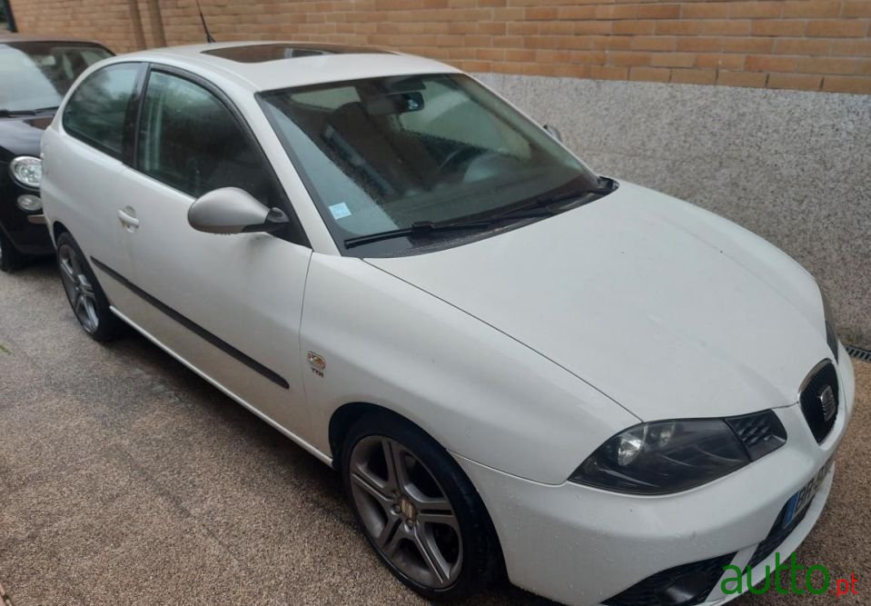 2007' SEAT Ibiza photo #1