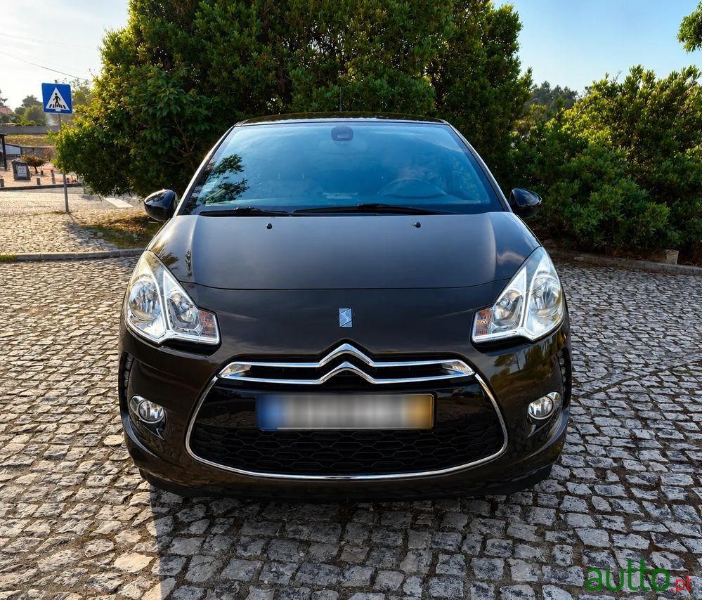 2014' Citroen DS3 photo #3