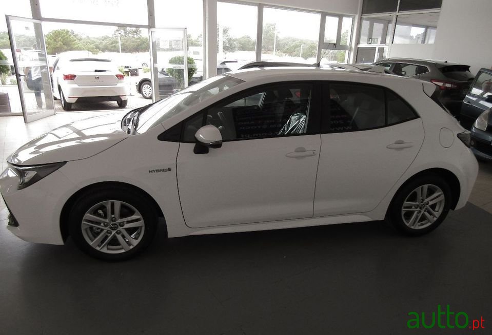 2020' Toyota Corolla 1.8 Hibrid photo #3