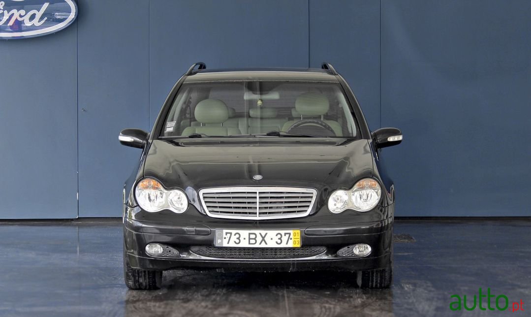 2001' Mercedes-Benz C-220 photo #3