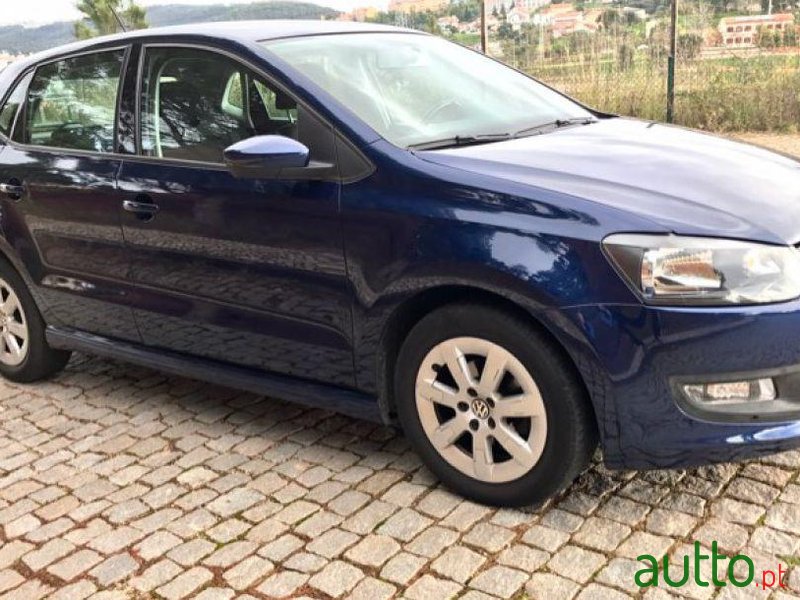 2010' Volkswagen Polo 1.2 Tdi Bluemotion photo #1