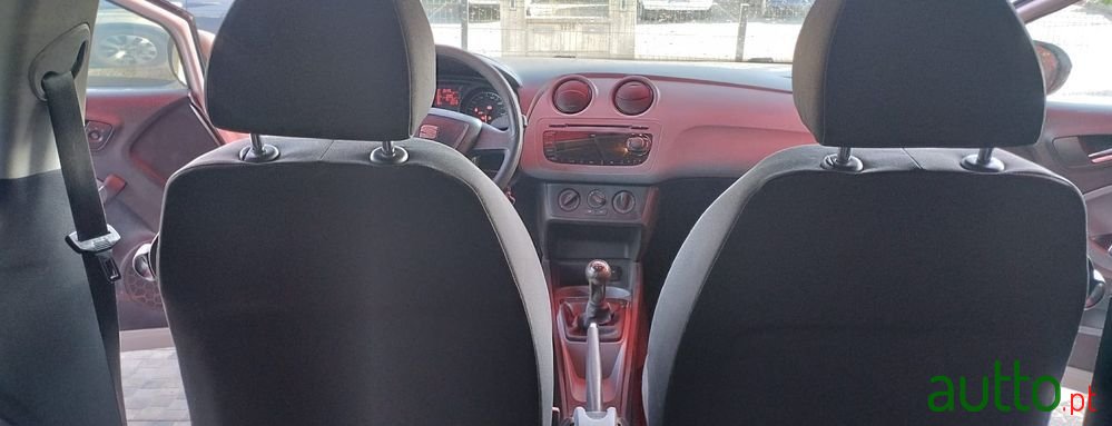 2012' SEAT Ibiza photo #5