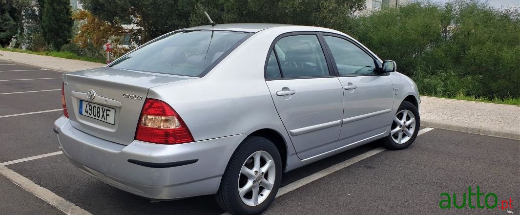 2004' Toyota Corolla photo #3