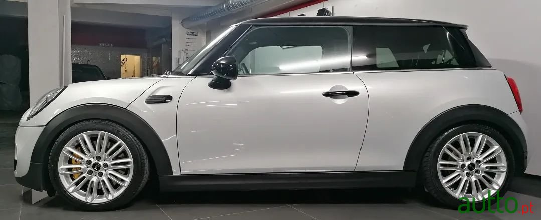 2014' MINI Cooper photo #2