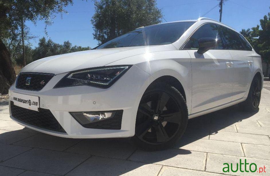 2014' SEAT Leon photo #1