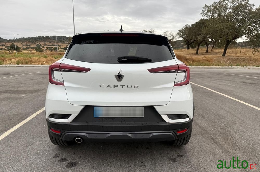 2020' Renault Captur photo #5
