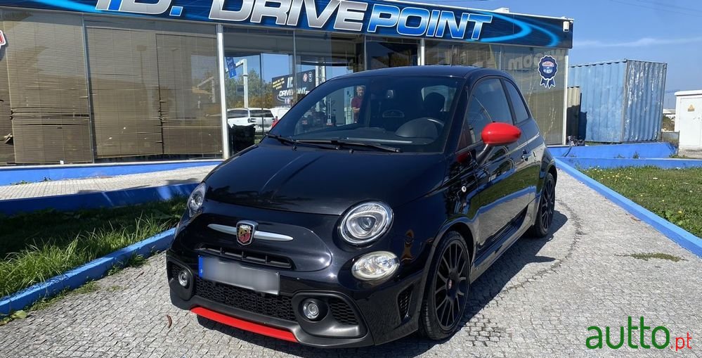 2018' Fiat 595 Abarth photo #2