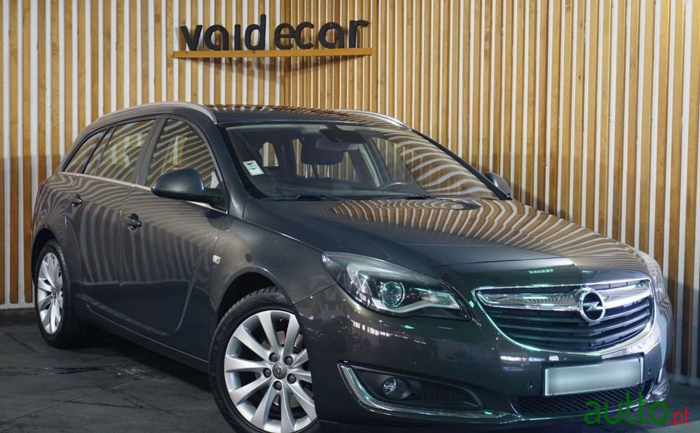 2015' Opel Insignia photo #1