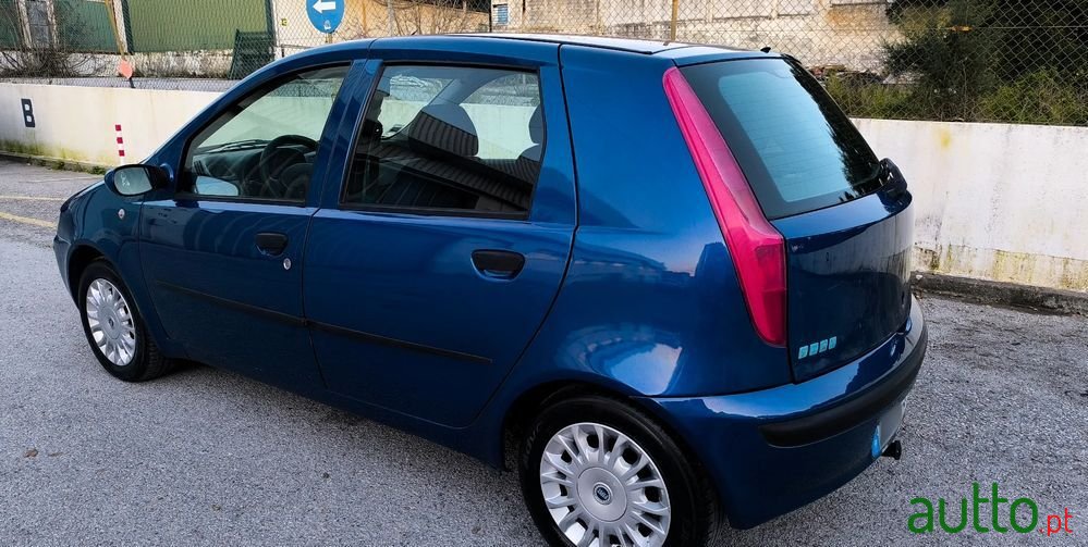 2001' Fiat Punto 1.9 Jtd Hlx photo #1