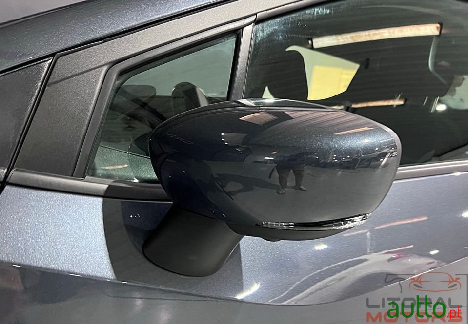 2019' Nissan Micra photo #6