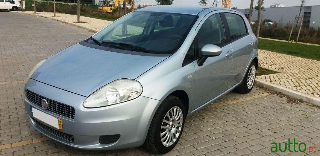 2009' Fiat Grande Punto 1.2 Dynamic photo #4