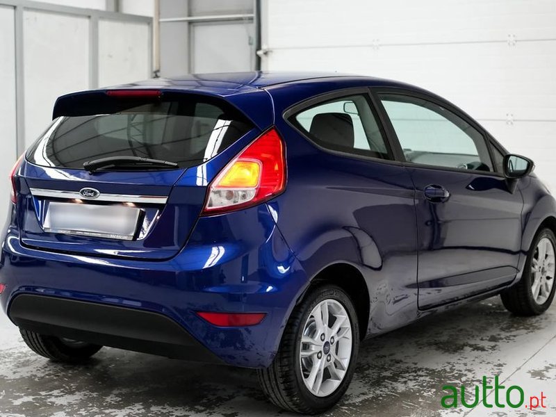 2014' Ford Fiesta photo #3