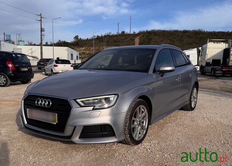 2019' Audi A3 Sportback photo #3