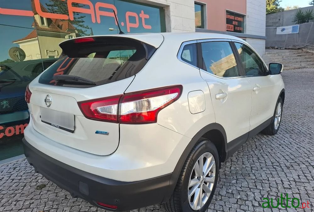 2015' Nissan Qashqai photo #6