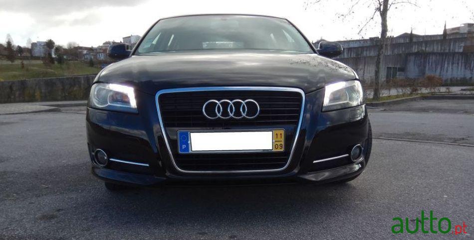 2011' Audi A3 Sportback photo #1