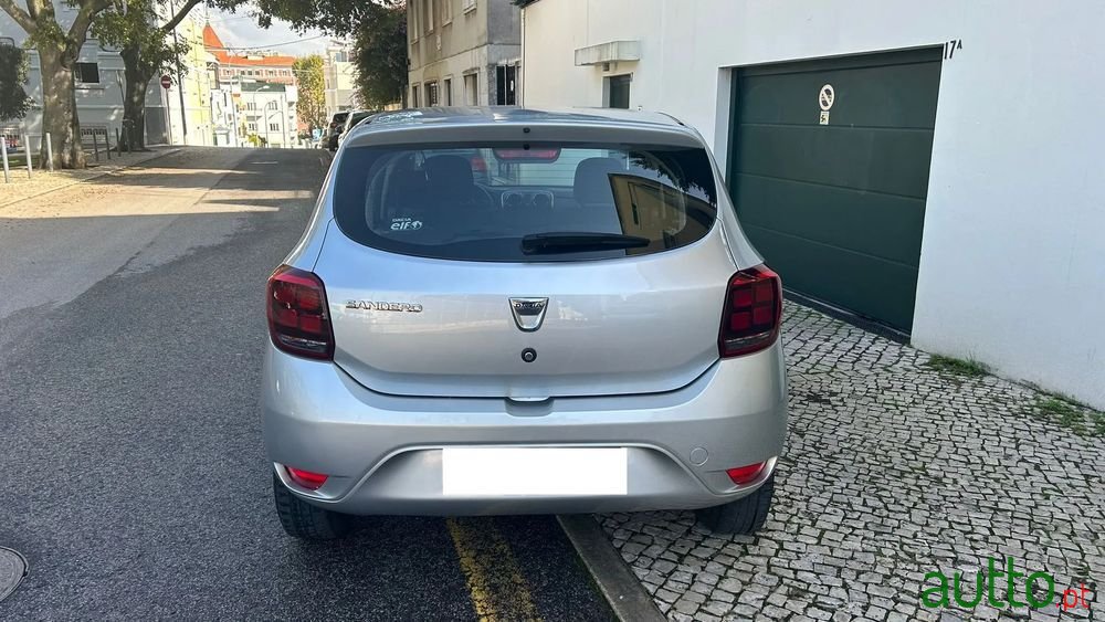 2017' Dacia Sandero Comfort photo #5