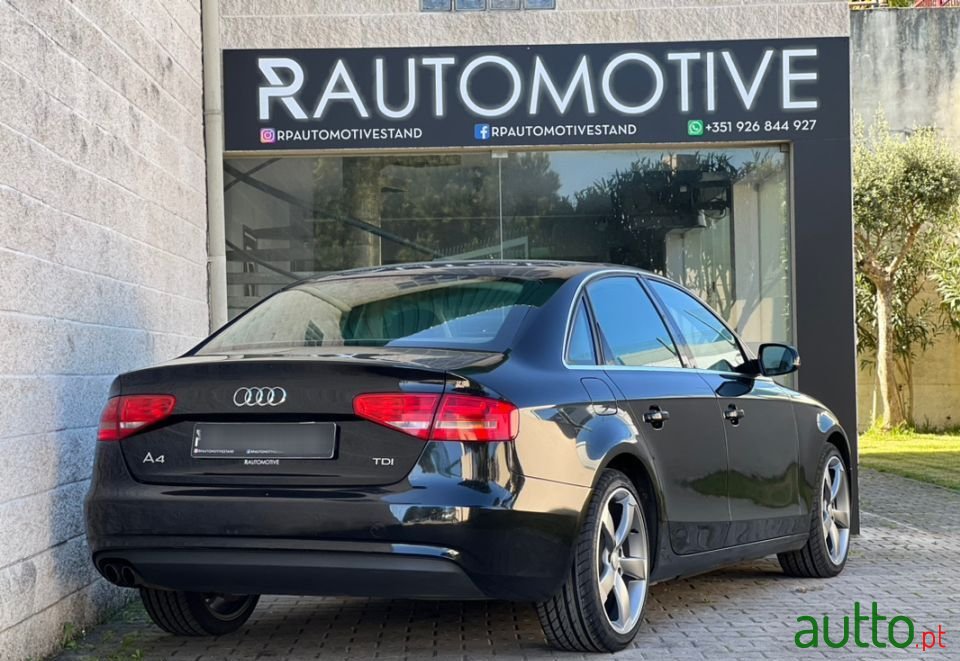 2012' Audi A4 photo #6