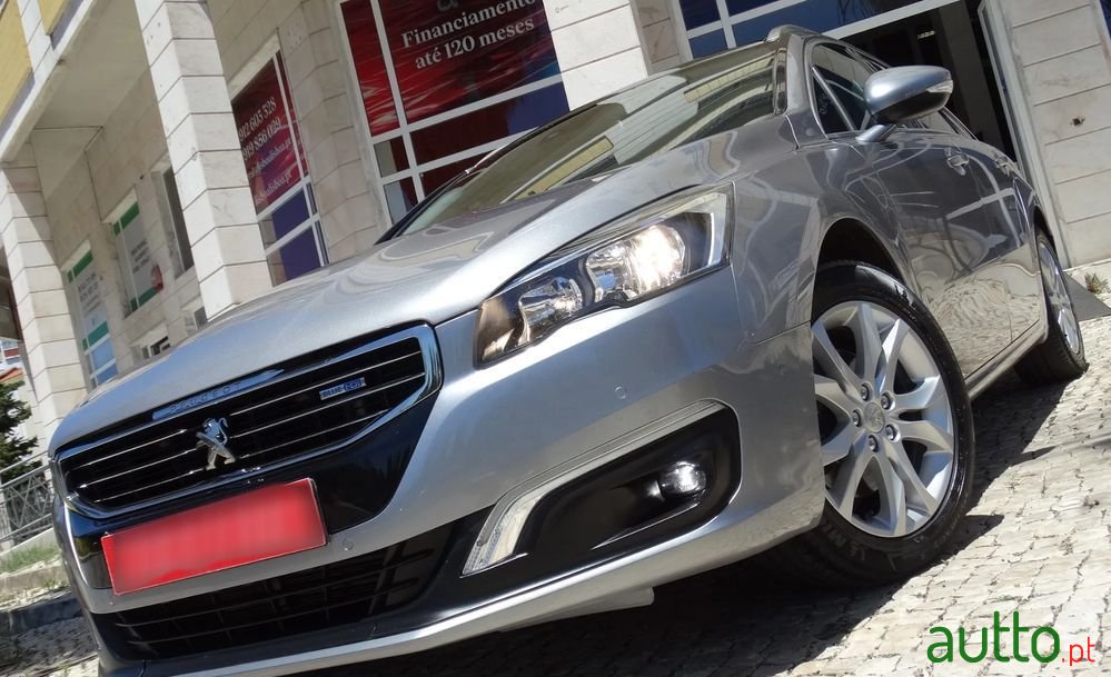 2015' Peugeot 508 Sw photo #1