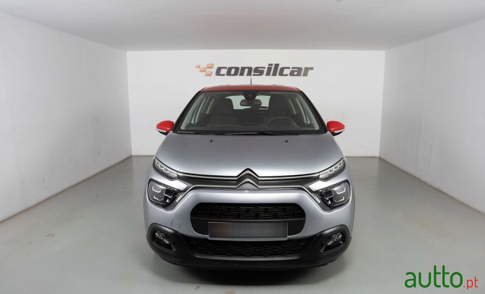 2021' Citroen C3 1.2 Puretech Shine photo #2