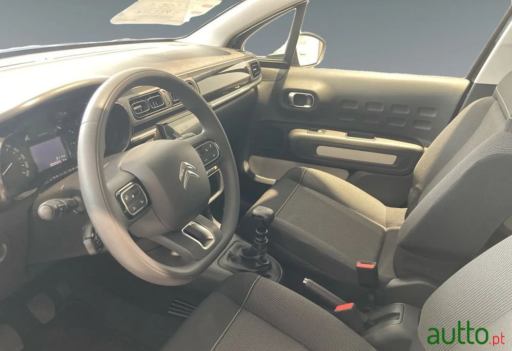 2024' Citroen C3 photo #5