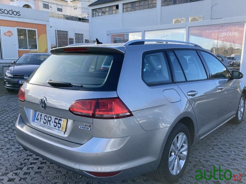 2017' Volkswagen Golf- Variant photo #4