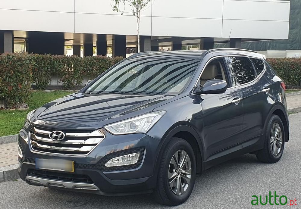 2014' Hyundai Santa Fe photo #1