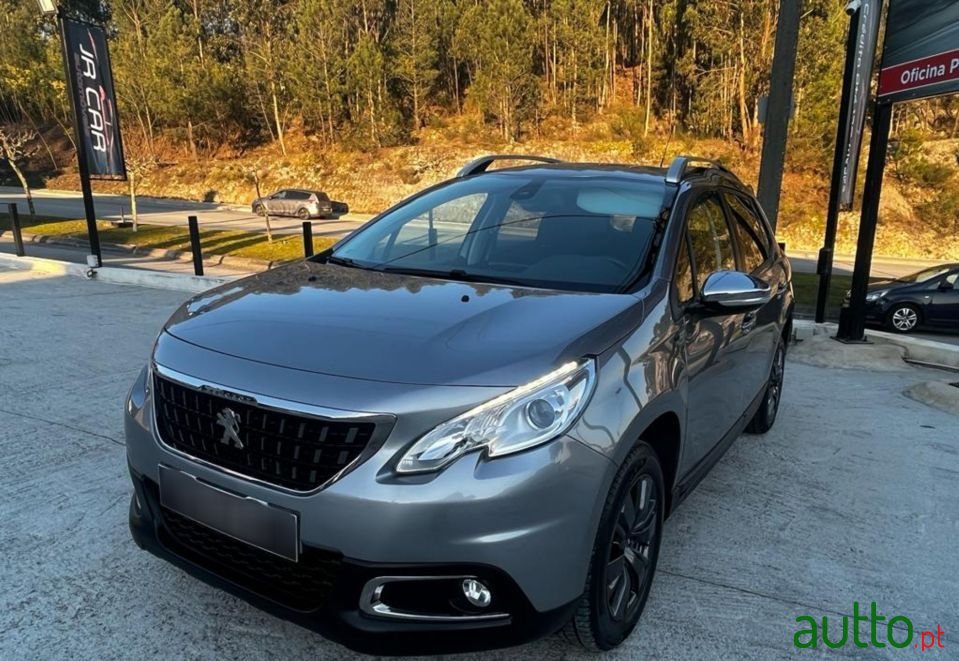 2017' Peugeot 2008 photo #3