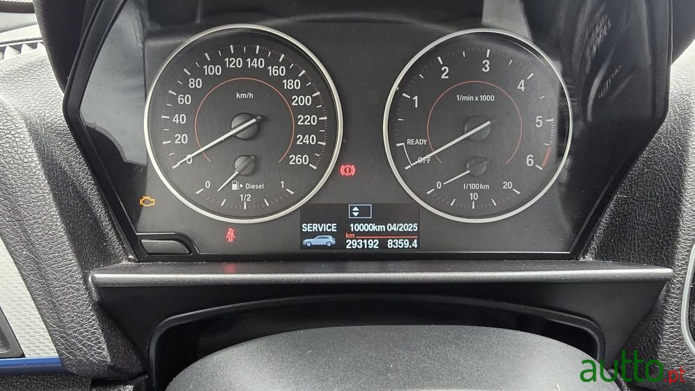 2016' BMW Série 1 D Pack M photo #3