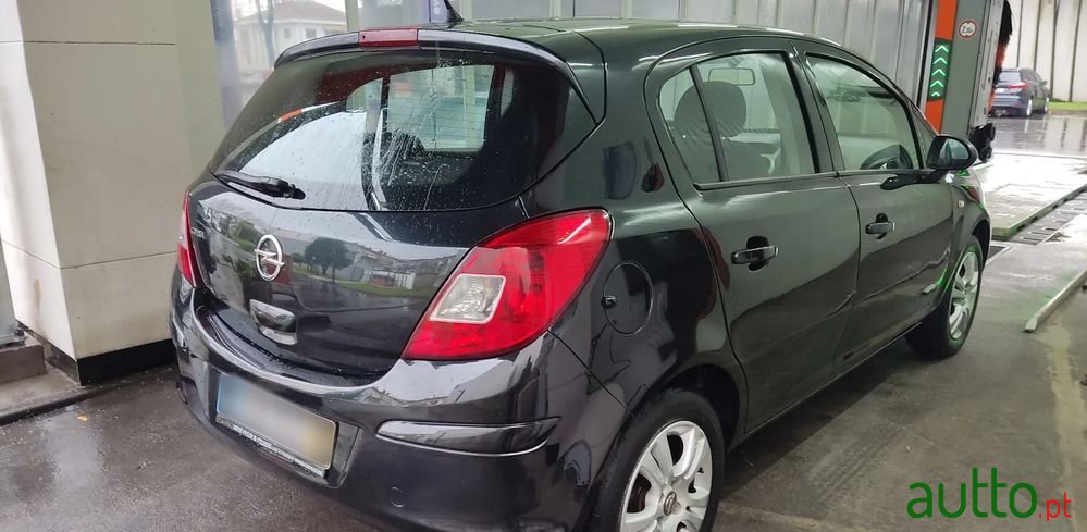 2012' Opel Corsa photo #5