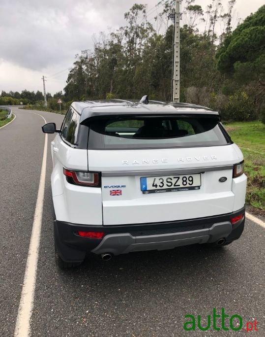 2017' Land Rover Evoque photo #3