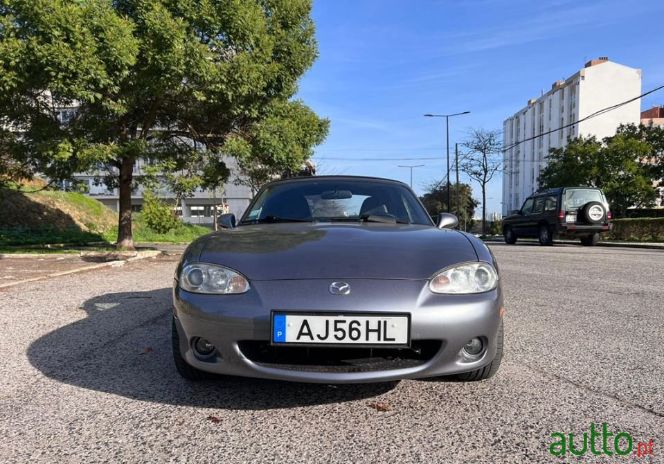2006' Mazda MX-5 photo #2