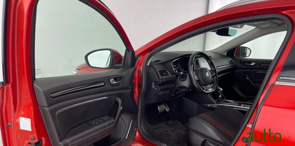 2020' Renault Mégane Sport Tourer photo #5