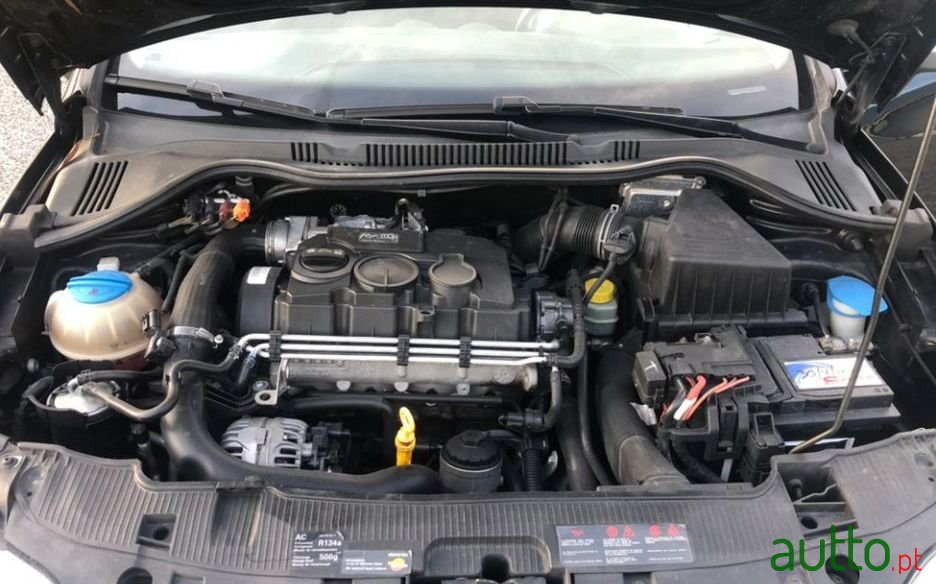 2008' SEAT Ibiza 6J photo #2