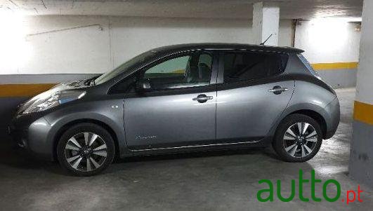 2015' Nissan Leaf photo #2